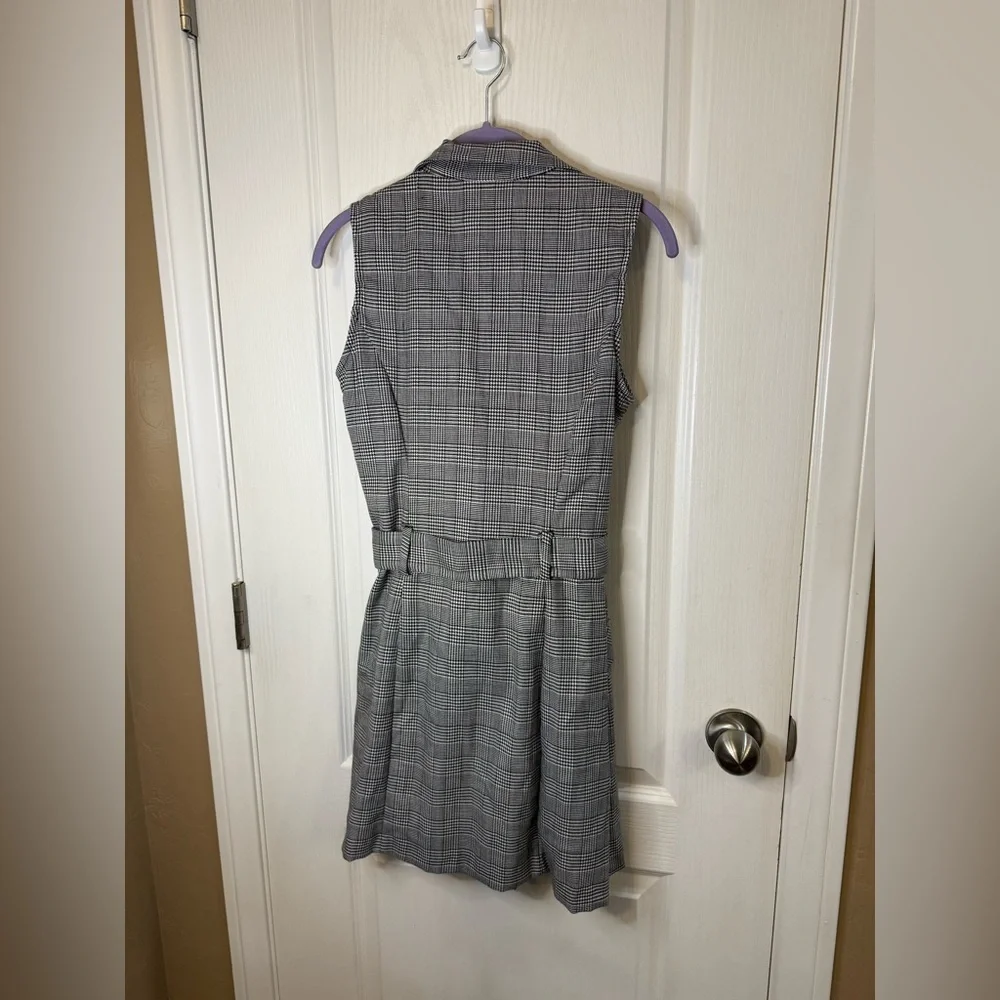 Vintage Plaid Sleeveless Dress with Belt - Picture 5 of 5